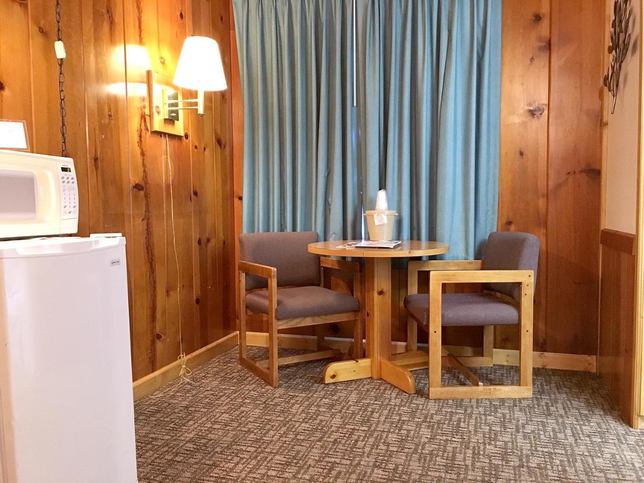 Park Motel And Cabins Флорънс Екстериор снимка