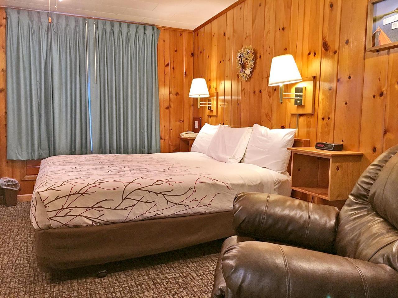 Park Motel And Cabins Флорънс Екстериор снимка